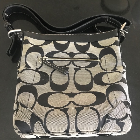 Coach Handbags - Coach Shoulder/ Cross Body Purse